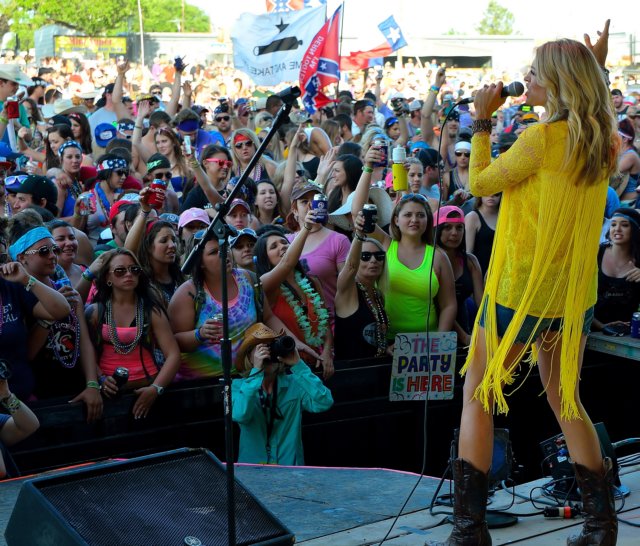 ljt2014_70693343047378o.jpg